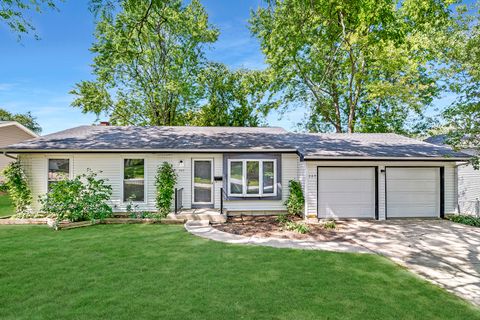 205 Augusta Drive McHenry IL 60050