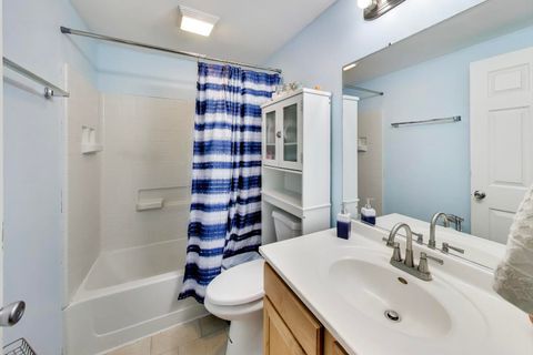 Tiny photo for 222 Harrison Street, Carpentersville, IL 60110 (MLS # 12530221)