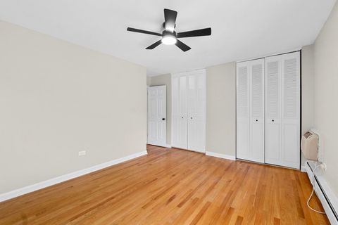 Tiny photo for 8524 Skokie Boulevard #3E, Skokie, IL 60077 (MLS # 12457319)