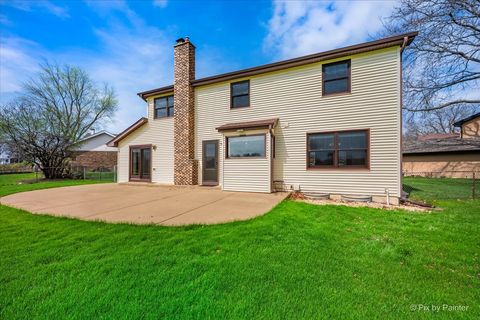 Tiny photo for 901 Garnet Circle, Schaumburg, IL 60193 (MLS # 12621120)