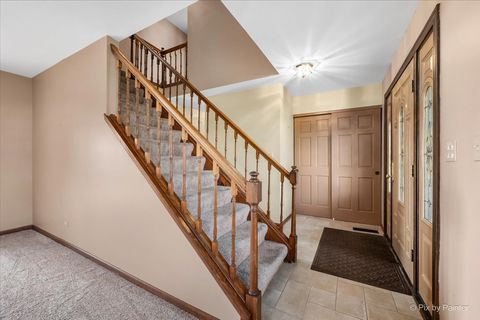 Tiny photo for 901 Garnet Circle, Schaumburg, IL 60193 (MLS # 12621120)