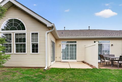 Tiny photo for 16243 Tomahawk Lake Court, Crest Hill, IL 60403 (MLS # 12616440)