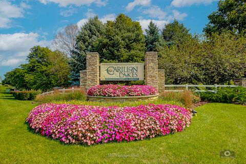 Tiny photo for 16243 Tomahawk Lake Court, Crest Hill, IL 60403 (MLS # 12616440)