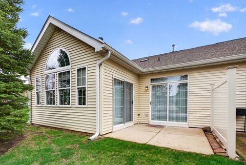 Tiny photo for 16243 Tomahawk Lake Court, Crest Hill, IL 60403 (MLS # 12616440)