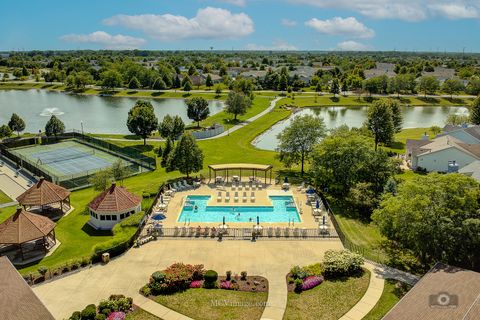 Tiny photo for 16243 Tomahawk Lake Court, Crest Hill, IL 60403 (MLS # 12616440)