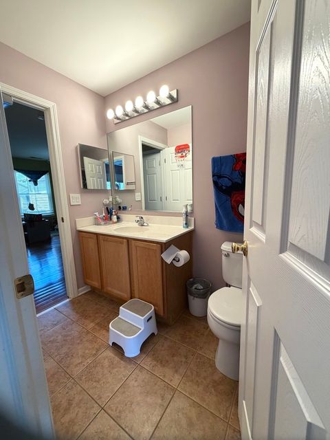 Tiny photo for 1820 CRENSHAW Circle #1820, Vernon Hills, IL 60061 (MLS # 12622372)