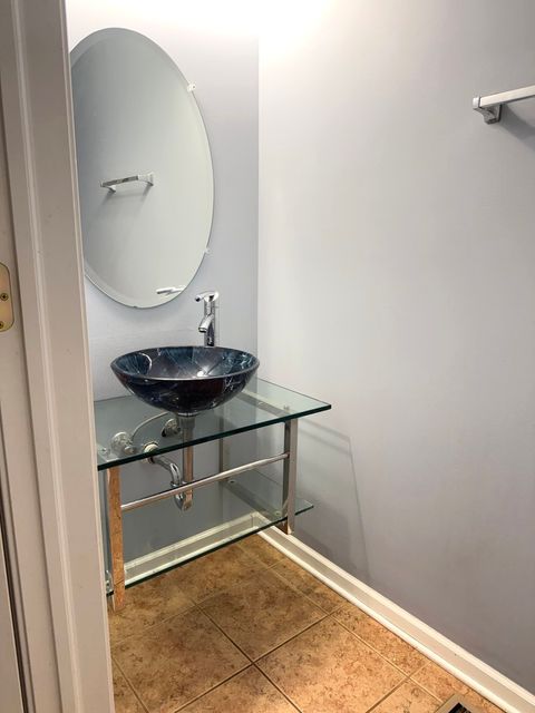 Tiny photo for 1820 CRENSHAW Circle #1820, Vernon Hills, IL 60061 (MLS # 12622372)