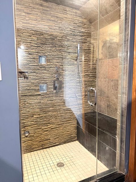 Tiny photo for 1820 CRENSHAW Circle #1820, Vernon Hills, IL 60061 (MLS # 12622372)