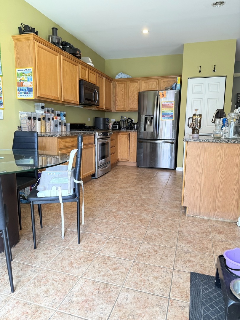 1820 CRENSHAW Circle 1820