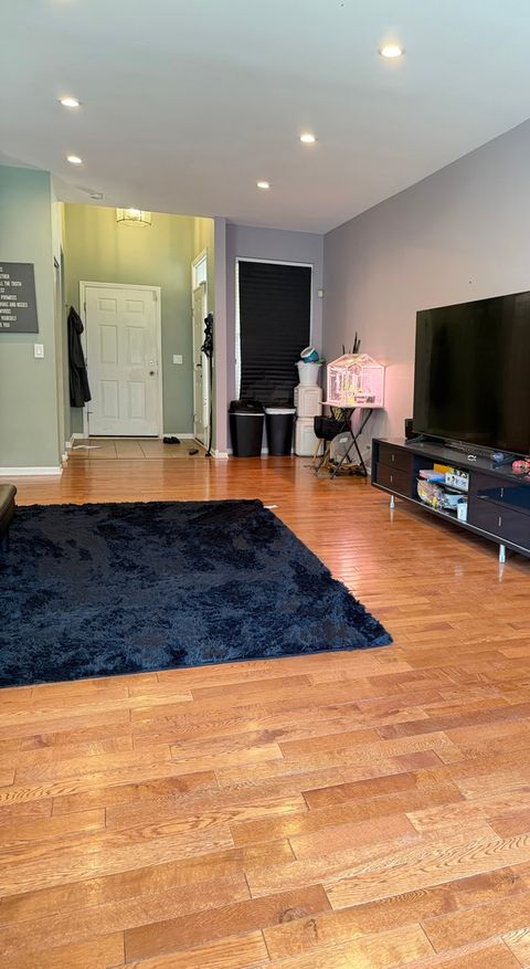 Tiny photo for 1820 CRENSHAW Circle #1820, Vernon Hills, IL 60061 (MLS # 12622372)