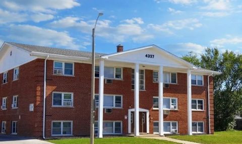 Photo of 4337 Prescott Avenue #2C, Lyons, IL 60534 (MLS # 12615740)