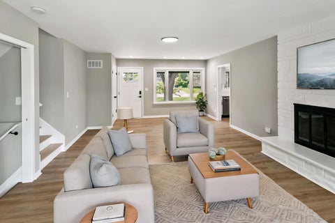 Tiny photo for 617 S Busse Road, Mount Prospect, IL 60056 (MLS # 12688823)