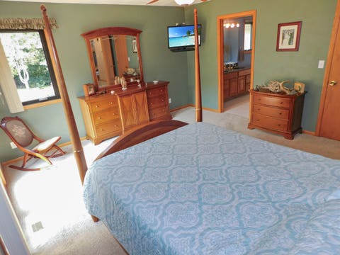 Tiny photo for 6707 Queenanns Way, South Beloit, IL 61080 (MLS # 12718769)