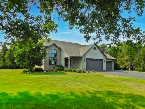 Photo of 6707 Queenanns Way, South Beloit, IL 61080 (MLS # 12718769)