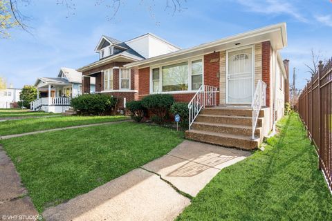 12329 S Yale Avenue Chicago IL 60628
