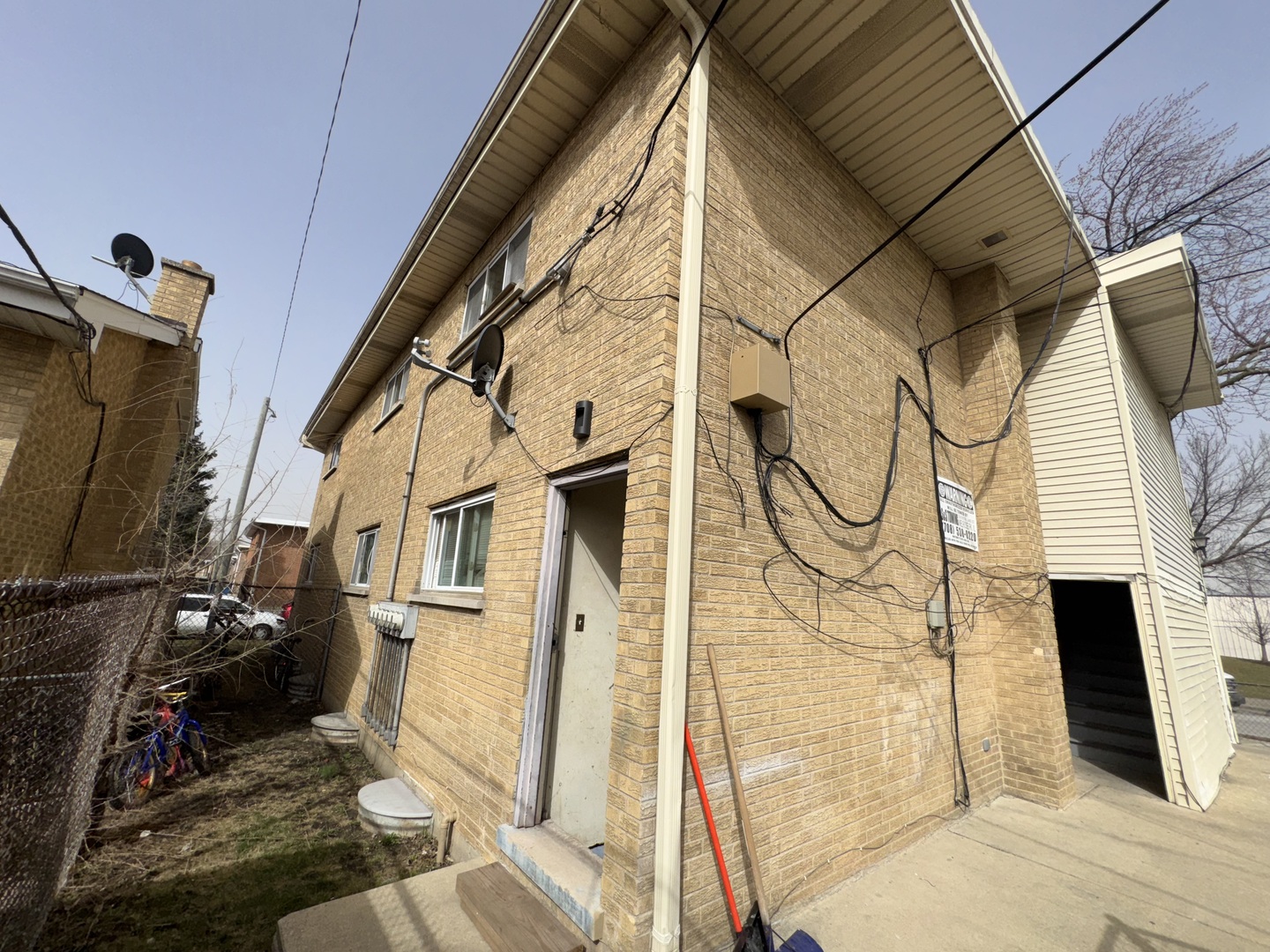 3037 Bright Street