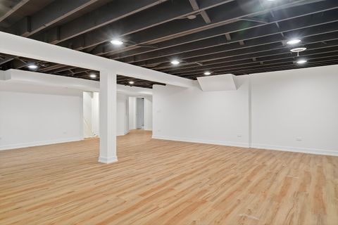 Tiny photo for 1237 N Ridge Avenue, Arlington Heights, IL 60004 (MLS # 12519978)