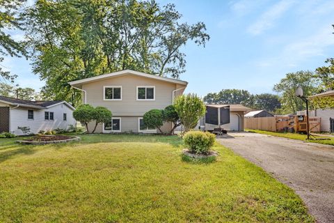 Photo of 1517 Charlotte Street, Wilmington, IL 60481 (MLS # 12438195)