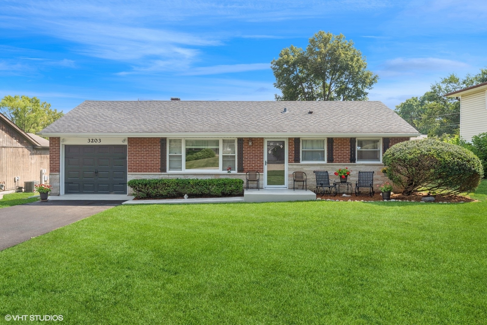 View McHenry, IL 60050 house