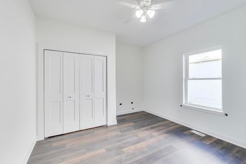 Tiny photo for 898 N Quentin Road, Palatine, IL 60067 (MLS # 12522245)