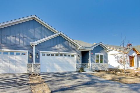 Tiny photo for 898 N Quentin Road, Palatine, IL 60067 (MLS # 12522245)