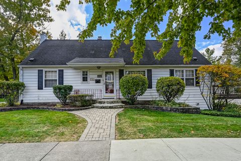 Photo of 530 W 6th Street, Hinsdale, IL 60521 (MLS # 12498853) Photo of 530 W 6th Street, Hinsdale, IL 60521 (MLS # 12498853)