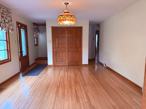 Tiny photo for 530 W 6th Street, Hinsdale, IL 60521 (MLS # 12498853)