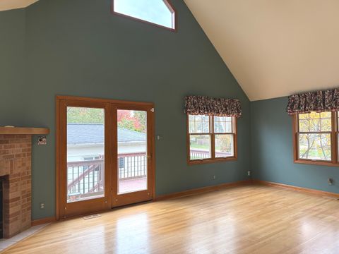 Tiny photo for 530 W 6th Street, Hinsdale, IL 60521 (MLS # 12498853)