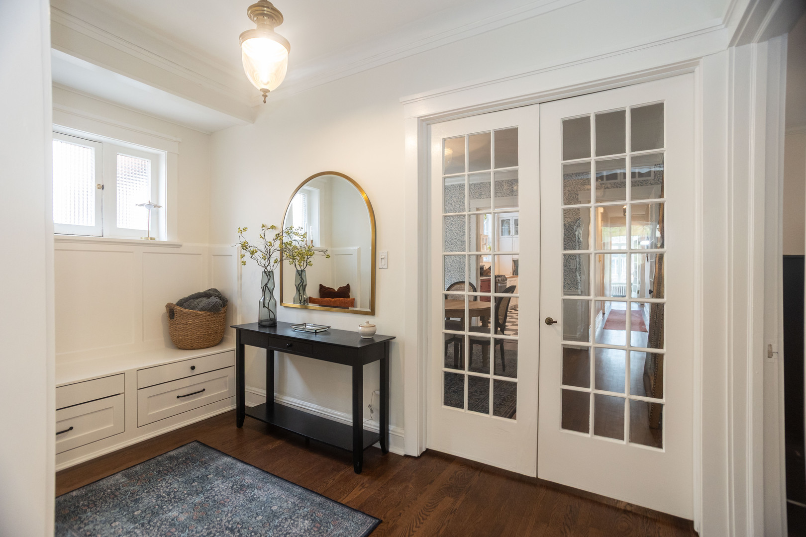 901 W Ainslie Street 2