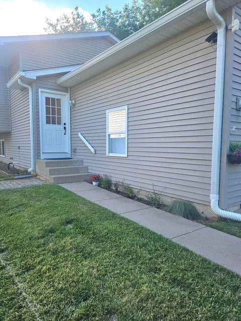 Tiny photo for 33616 N Evergreen Drive, Grayslake, IL 60030 (MLS # 12684559)