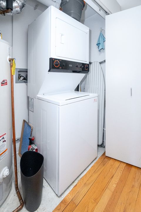 Tiny photo for 1705 N Clybourn Avenue #E, Chicago, IL 60614 (MLS # 12616017)