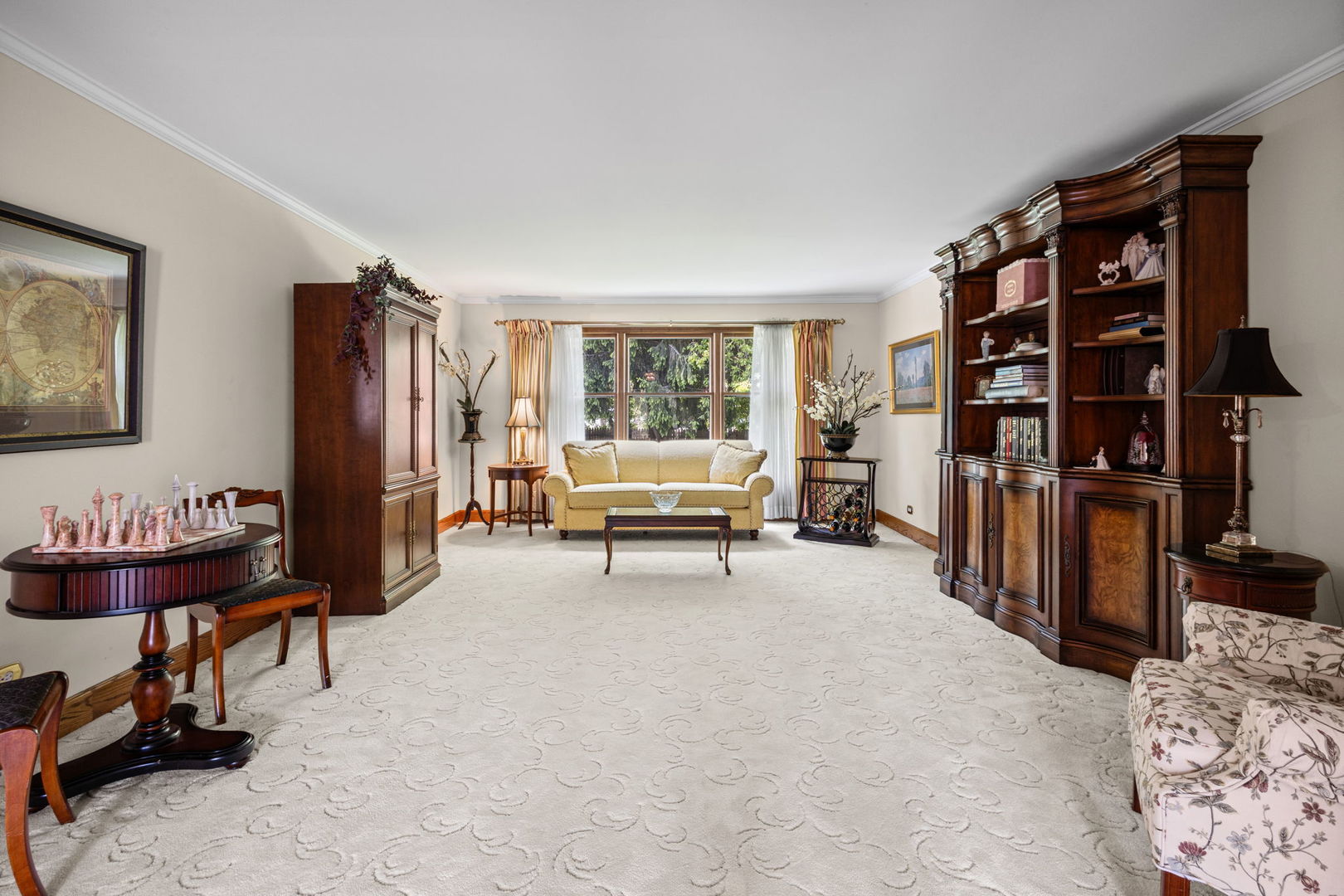1132 Pine Tree Lane