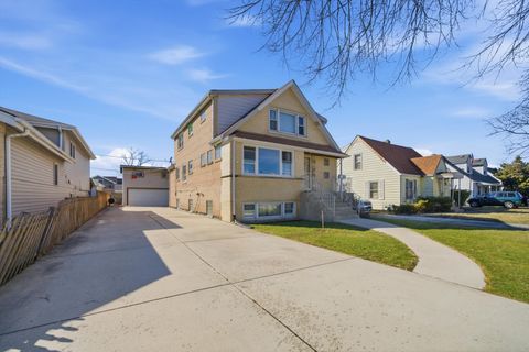 4752 S Lotus Avenue Chicago IL 60638