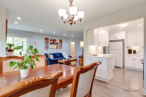 Tiny photo for 136 Wolcott Court #O2, Schaumburg, IL 60193 (MLS # 12643755)
