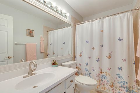 Tiny photo for 136 Wolcott Court #O2, Schaumburg, IL 60193 (MLS # 12643755)
