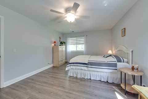 Tiny photo for 136 Wolcott Court #O2, Schaumburg, IL 60193 (MLS # 12643755)