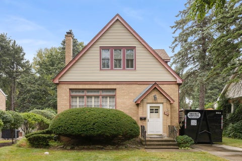 Photo of 421 W Alexander Boulevard, Elmhurst, IL 60126 (MLS # 12762257)