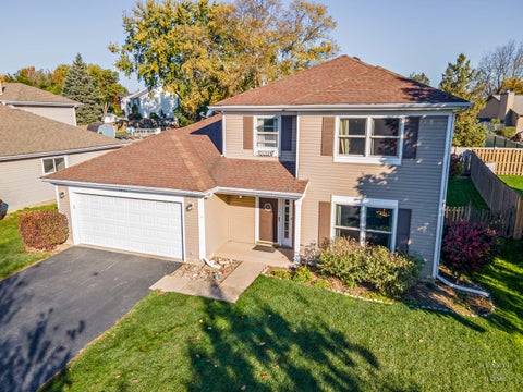 Photo of 1453 BRIDGEDALE Road, Crystal Lake, IL 60014 (MLS # 12796828)