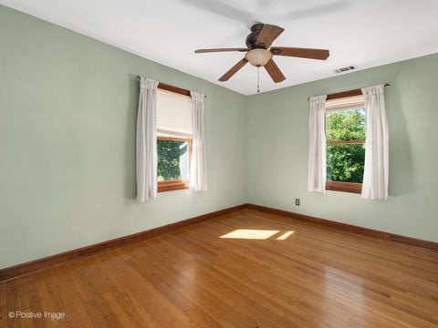 Tiny photo for 3510 Rosemear Avenue, Brookfield, IL 60513 (MLS # 12754820)