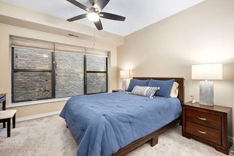 Tiny photo for 4429 N Beacon Street #2, Chicago, IL 60640 (MLS # 12520525)