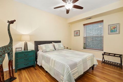 Tiny photo for 4429 N Beacon Street #2, Chicago, IL 60640 (MLS # 12520525)