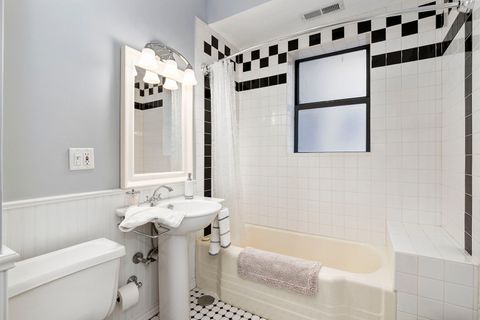 Tiny photo for 4429 N Beacon Street #2, Chicago, IL 60640 (MLS # 12520525)