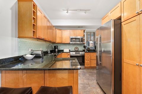 Tiny photo for 4429 N Beacon Street #2, Chicago, IL 60640 (MLS # 12520525)