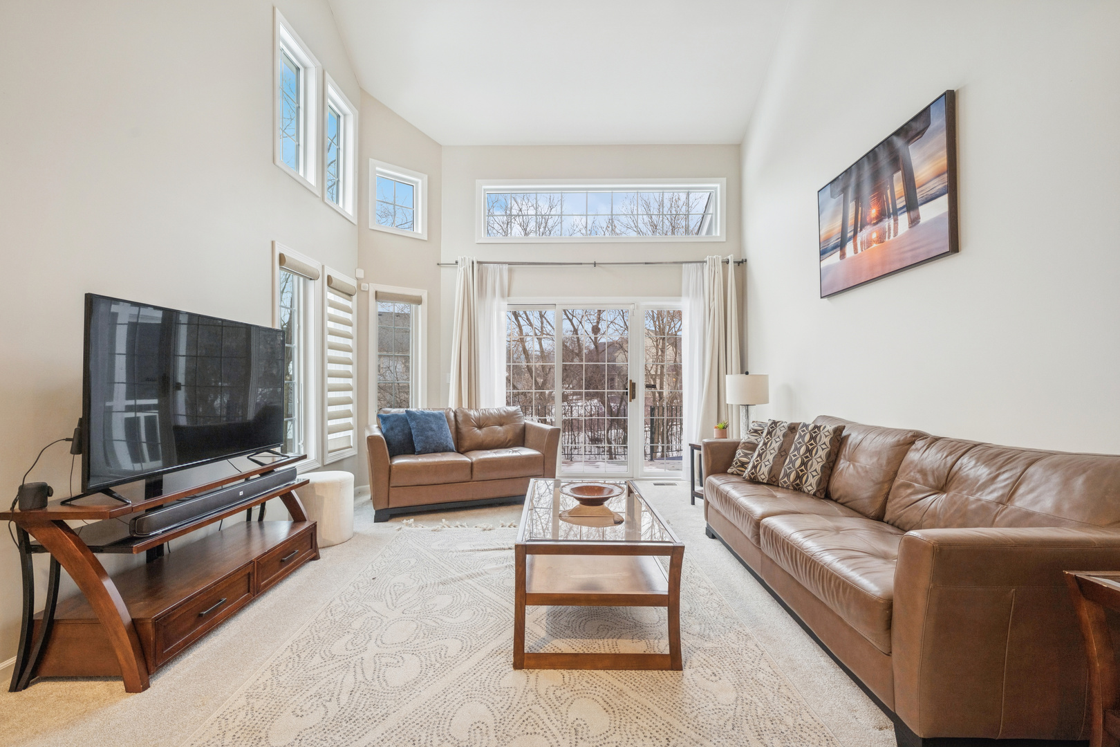 1053 N Glenview Court