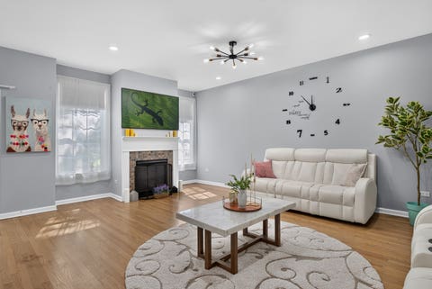 Tiny photo for 547 Bobby Ann Court, Roselle, IL 60172 (MLS # 12725473)