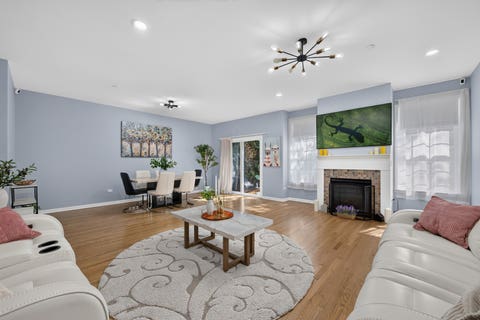 Tiny photo for 547 Bobby Ann Court, Roselle, IL 60172 (MLS # 12725473)