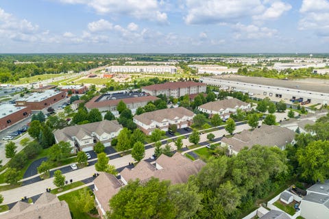 Tiny photo for 547 Bobby Ann Court, Roselle, IL 60172 (MLS # 12725473)