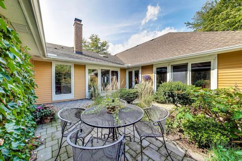 Tiny photo for 1 Foxcroft On Auburn, Rolling Meadows, IL 60008 (MLS # 12489085)