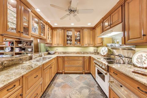 Tiny photo for 1 Foxcroft On Auburn, Rolling Meadows, IL 60008 (MLS # 12489085)