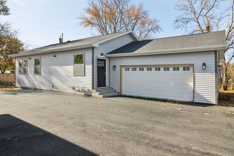 Tiny photo for 302 Hughes Avenue, Lockport, IL 60441 (MLS # 12528696)